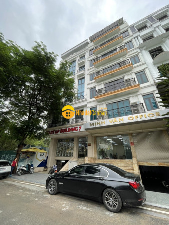 Bán gấp toà nhà mặt công viên cầu giấy trần thái tông dt 145m2 mt 7.8m. giá 80 tỷ