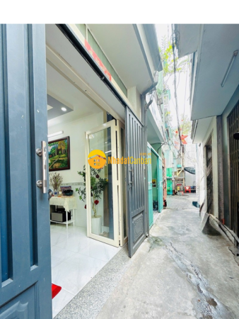 Nhà mới, hẻm 1.8m, bông sao, f5, q8, 3 tầng đúc, 37.0m2, 4.28 tỷ.