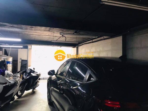 Hàng khủng đoi can 100m 10t mt6.8m chỉ 45 ty tt ba đinh