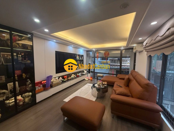 Ngõ thông kinh doanh ngõ rộng thoáng lô góc ba đình 55m 5t 11.999 tỷ